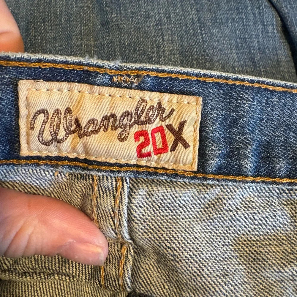Wrangler 20X Men’s Jeans Size 42x30‎ Straight Leg Blue Denim (0382)